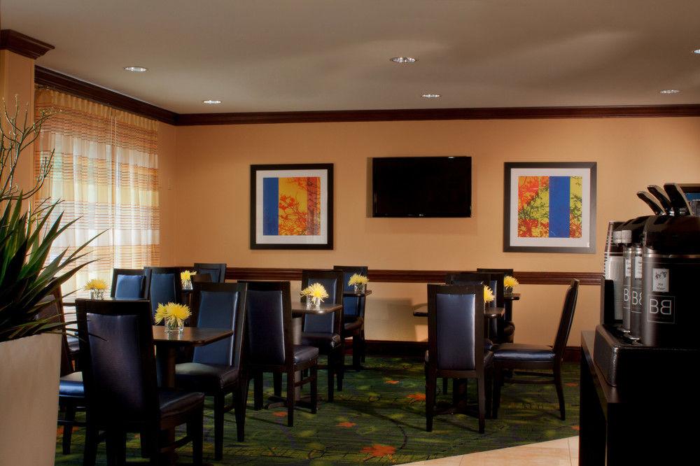 Fairfield Inn & Suites By Marriott Atlanta Kennesaw Exterior foto